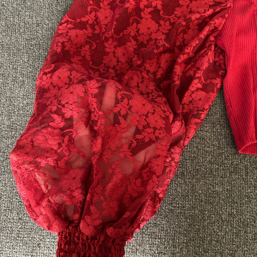 Urban Outfitters Red Lace Crop Top - Picture 4 of 4